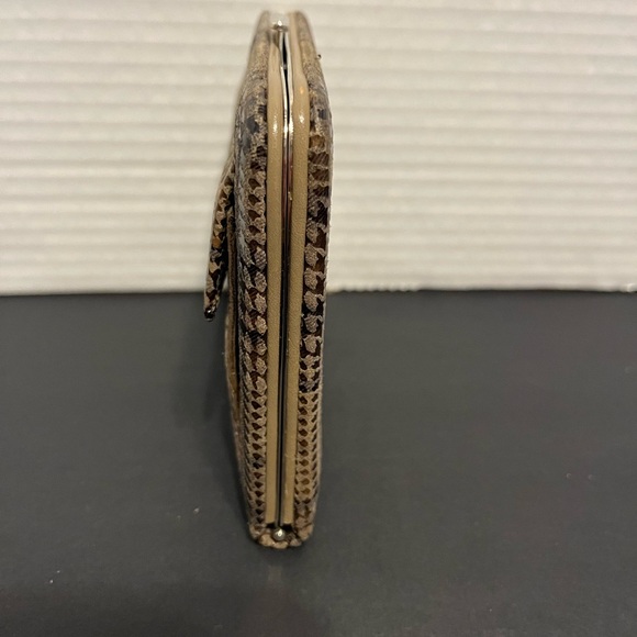 Lodis Clutch Framed Wallet.  5” Wide X 4” High - Picture 3 of 10